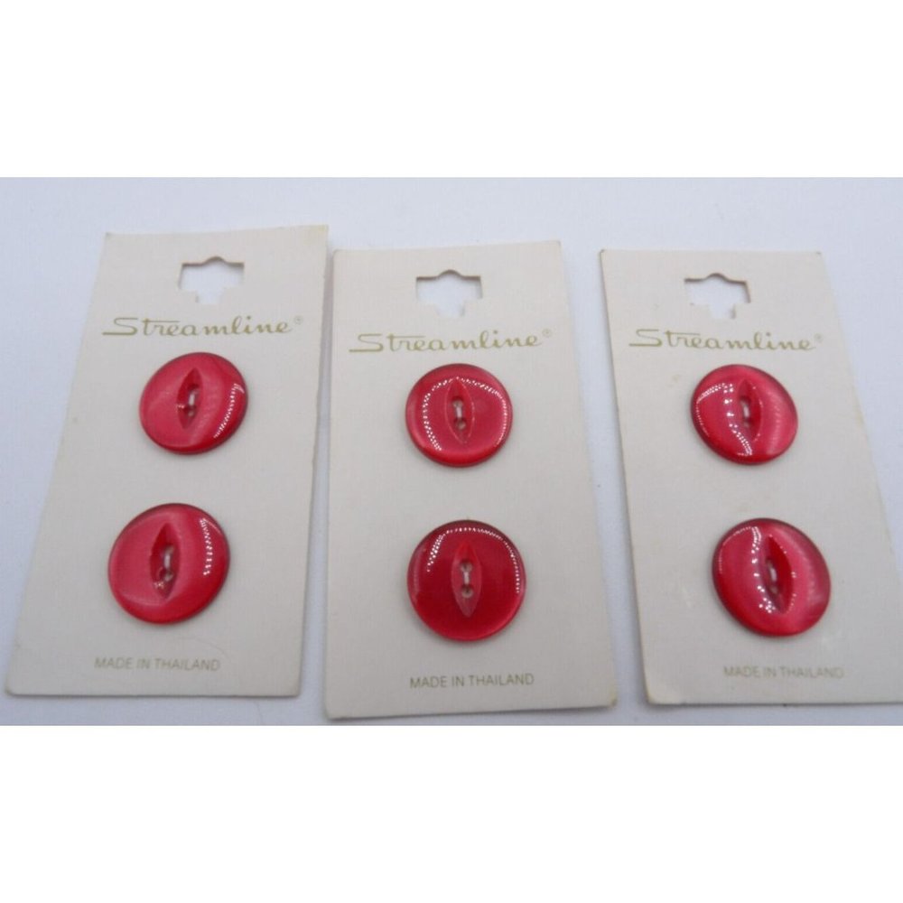 6-2 hole Red Buttons Streamline Brand Thailand Vntg 3/4" Shiny Set of 3 Cards CF